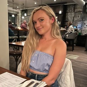 Meet your Posher, Justine